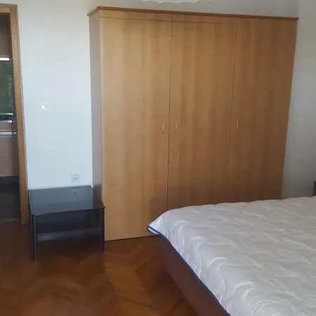 Viktor 2 Appartement Postira